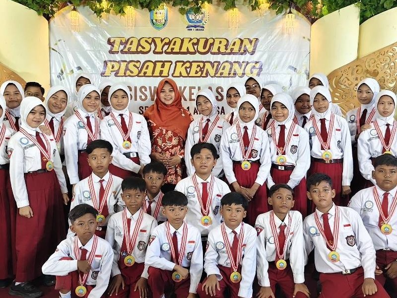 Tasyakuran Kelulusan Siswa Kelas VI SDN 1 Arjasa Berlangsung Khidmat dan Meriah